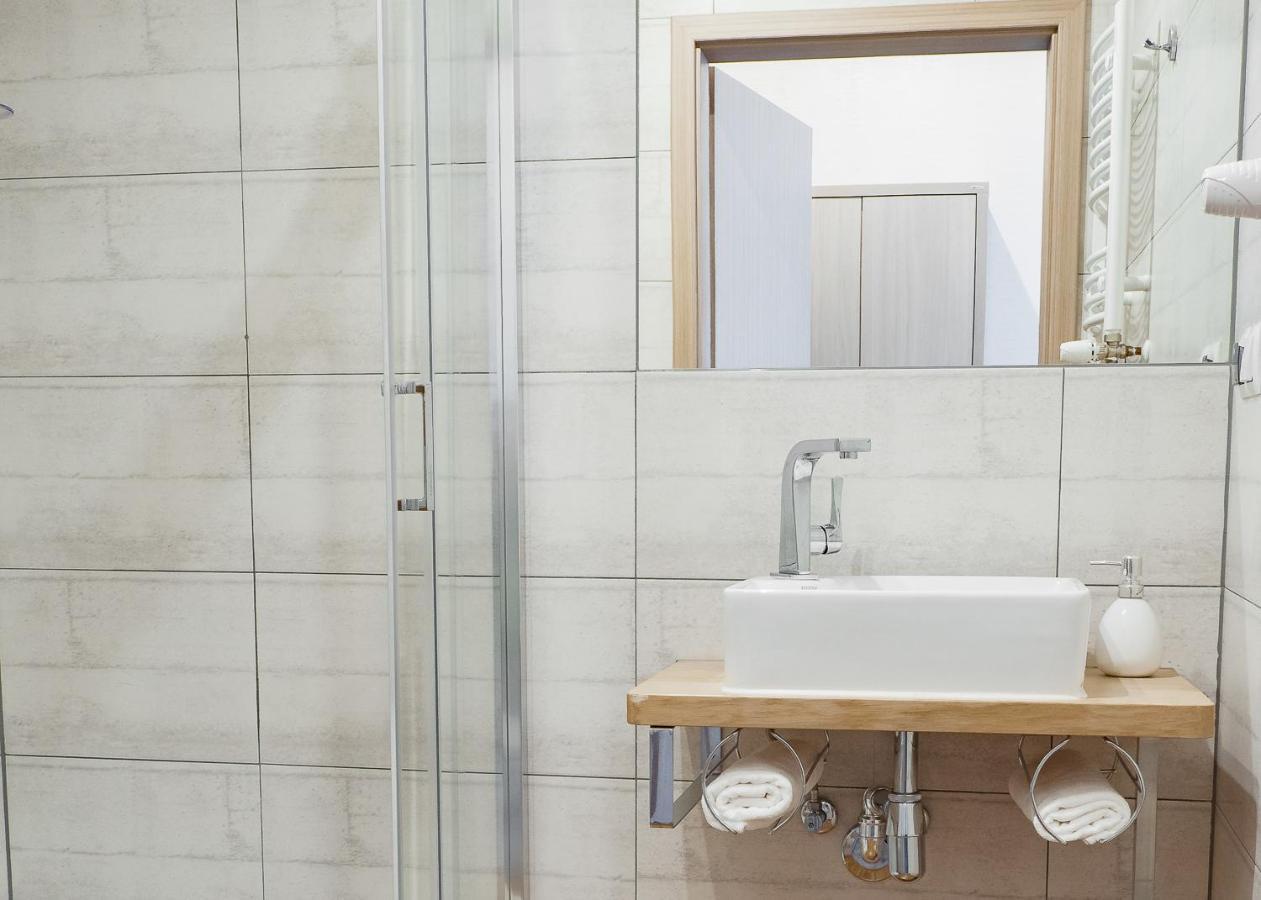 בולסלאביש Hotel Chrobrego9 מראה חיצוני תמונה
