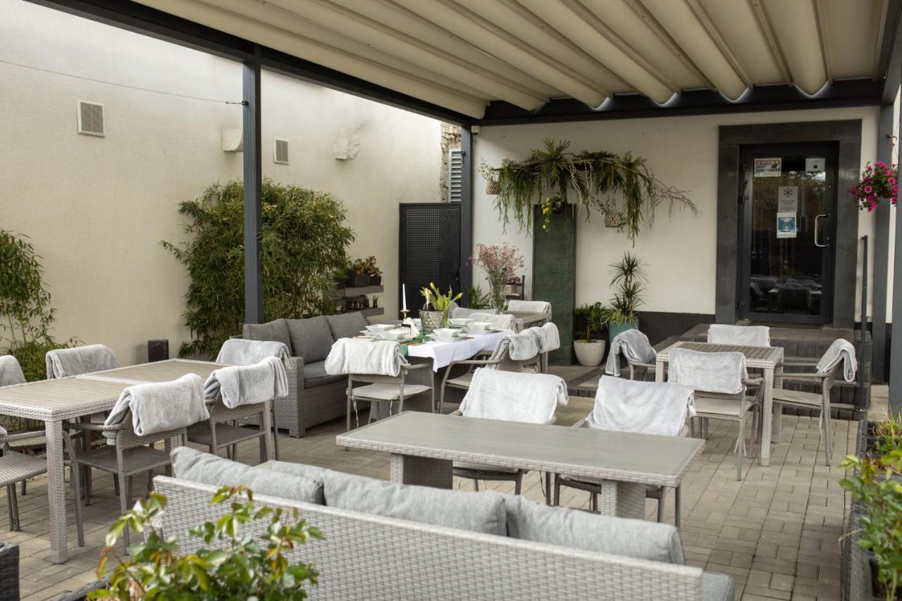 בולסלאביש Hotel Chrobrego9 מראה חיצוני תמונה