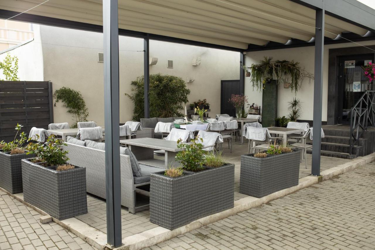 בולסלאביש Hotel Chrobrego9 מראה חיצוני תמונה