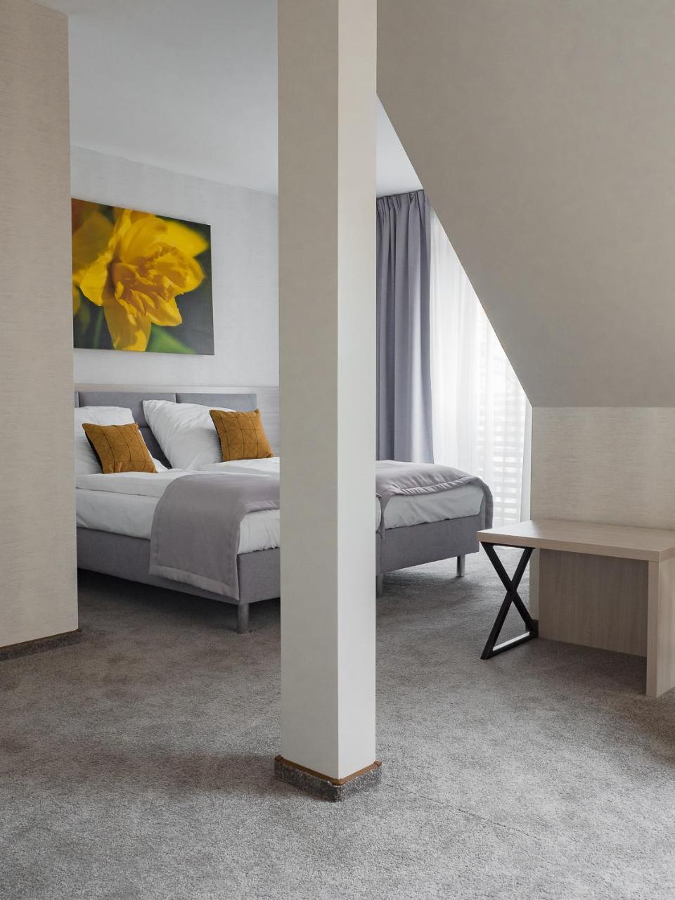 בולסלאביש Hotel Chrobrego9 מראה חיצוני תמונה