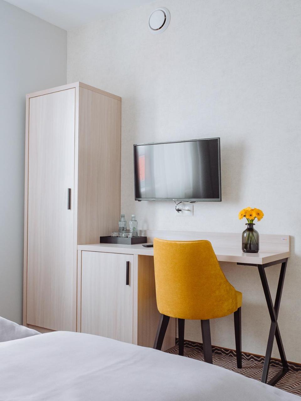 בולסלאביש Hotel Chrobrego9 מראה חיצוני תמונה